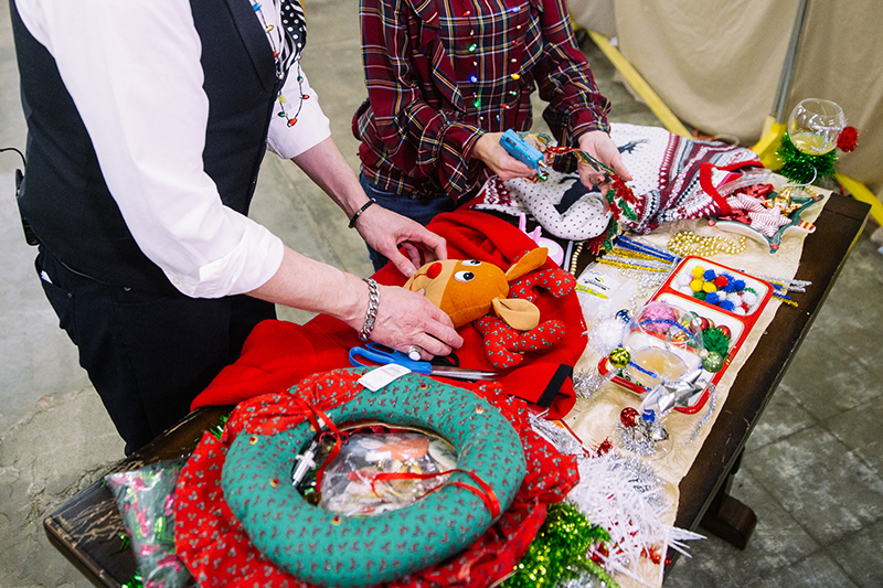 121218_uglysweater2