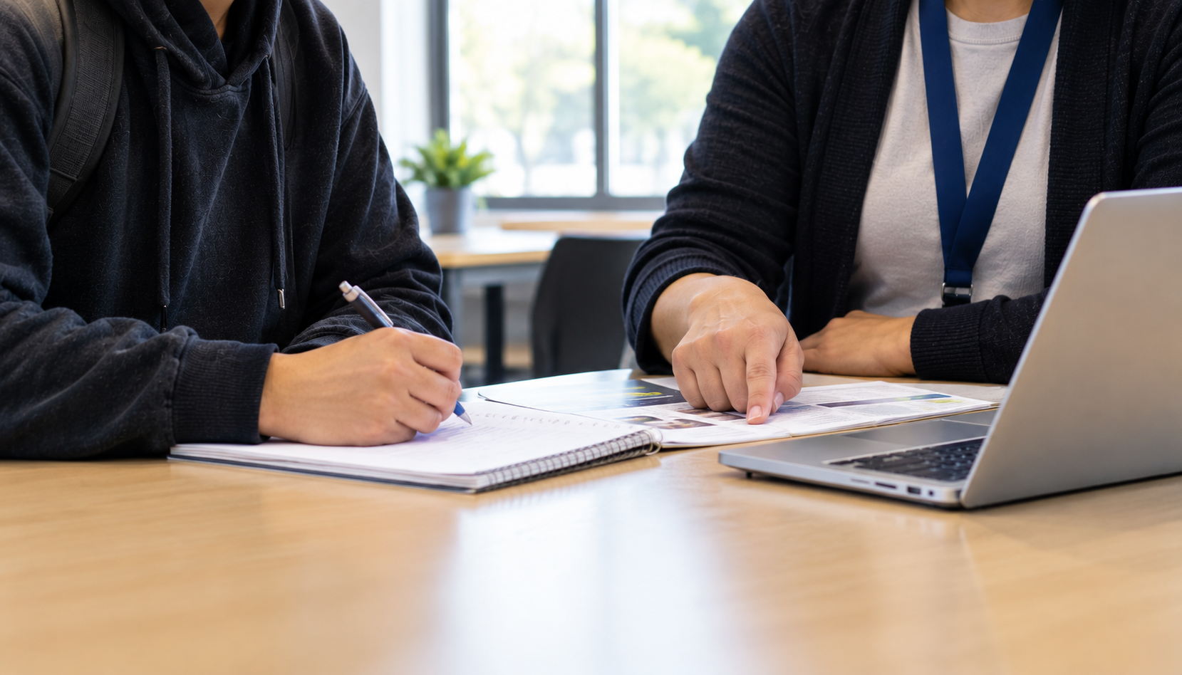 Collaborative Advising At A Table