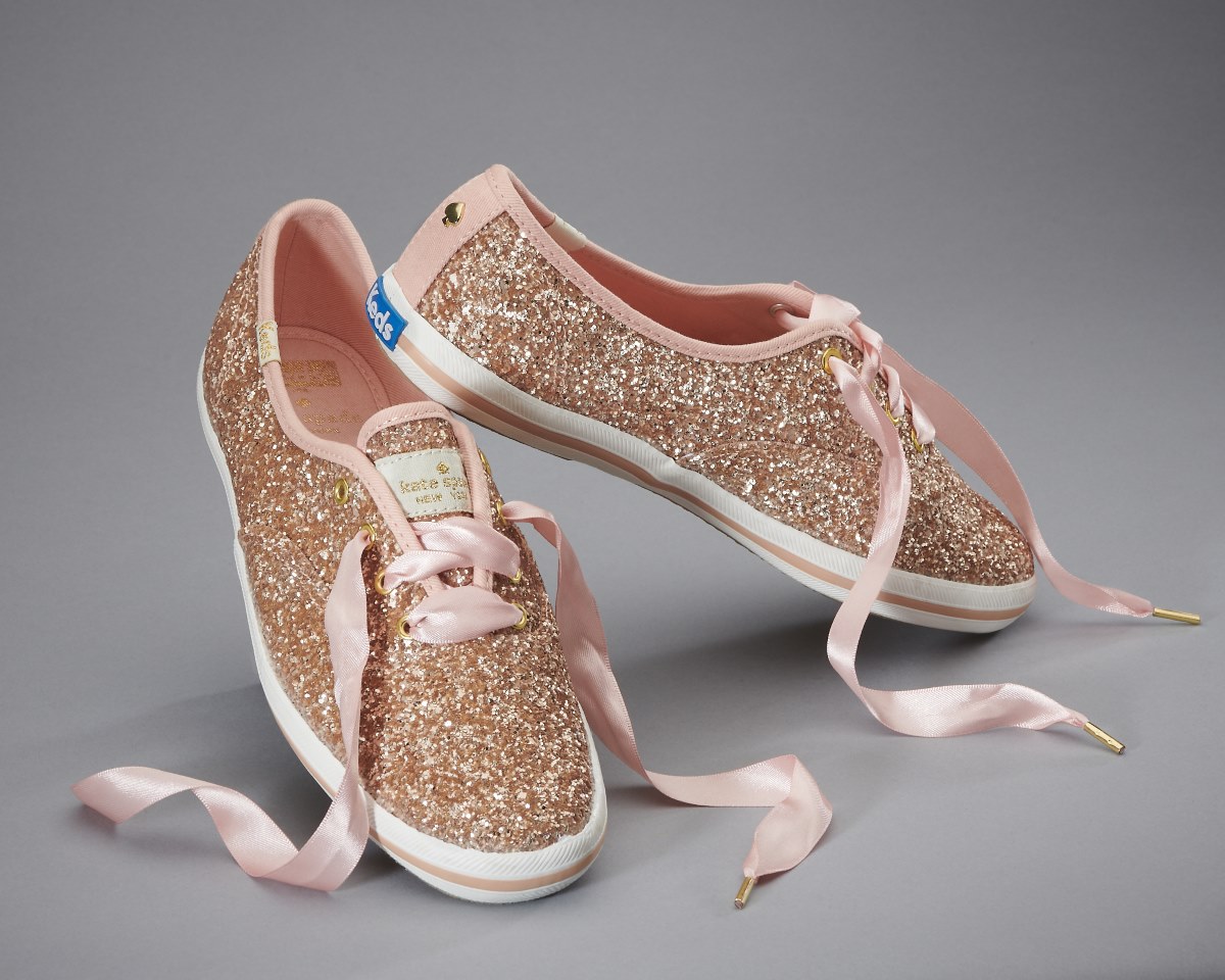 Glitter Sale 2019 Web 72dpi 2048 Srgb Promo 36 ┬⌐ Bret Doss 2019
